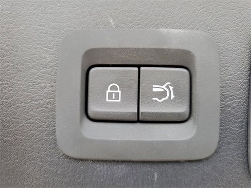 Certified 2025 MAZDA CX-70 3.3 Turbo S w/ Premium Plus image 29