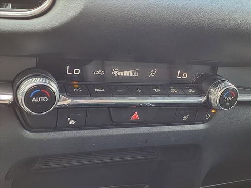 Certified 2025 MAZDA CX-30 AWD 2.5 S w/ Preferred Package image 22