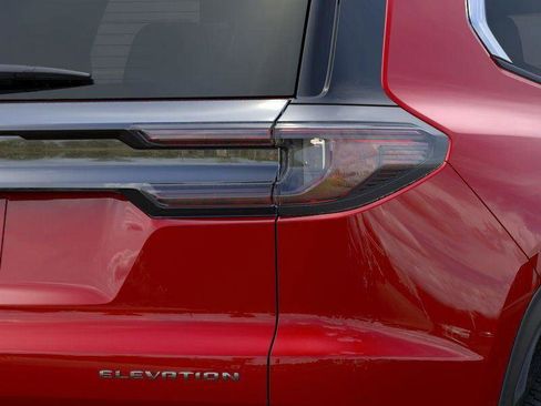 New 2026 GMC Acadia Elevation image 11