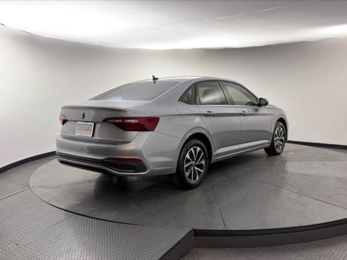 Used 2023 Volkswagen Jetta S FWD image 8