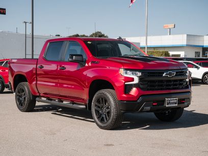 New 2026 Chevrolet Silverado 1500 LT Trail Boss w/ LPO, Dark Essentials Package