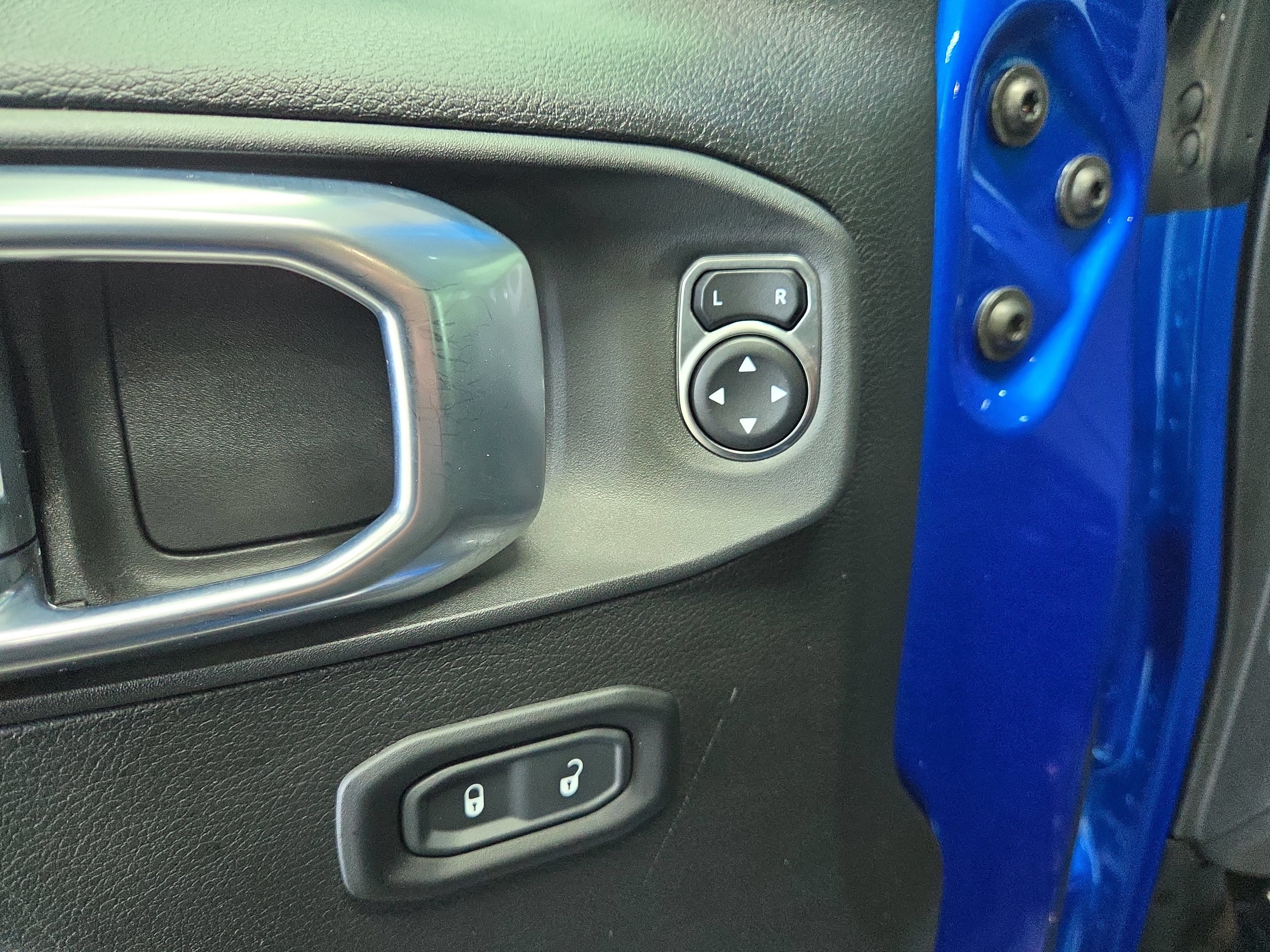 Used 2021 Jeep Wrangler Unlimited Sport AWD/4WD image 14