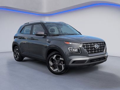 Used 2023 Hyundai Venue SEL w/ Cargo Package