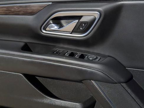 Used 2021 Chevrolet Tahoe Z71 image 25