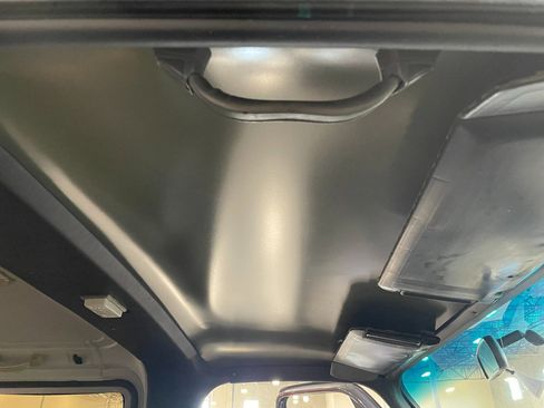 Used 1989 GMC Jimmy 4WD image 23