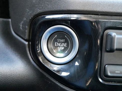 Used 2022 Chevrolet Silverado 1500 LT w/ All Star Edition Plus image 28