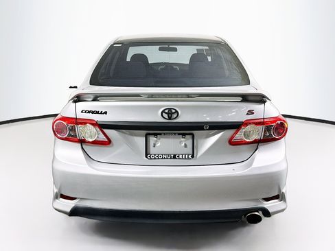 Used 2012 Toyota Corolla S FWD image 4