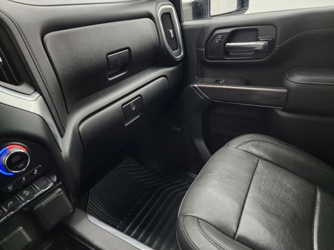 Used 2020 Chevrolet Silverado 3500 LTZ w/ LTZ Plus Package image 13