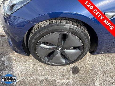 Used 2018 Tesla Model 3 Long Range image 31