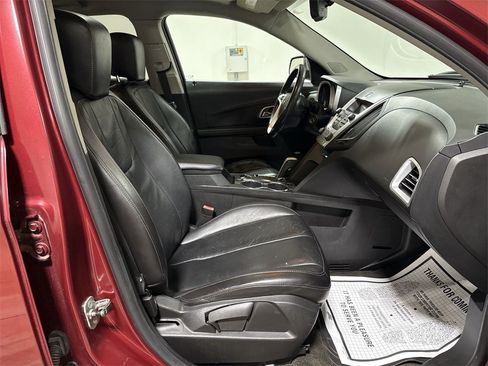 Used 2011 Chevrolet Equinox LT w/ Chrome Appearance Package image 22