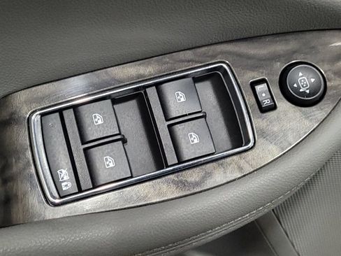 Used 2014 Chevrolet Impala LT w/ Premium Seating Package FWD image 27