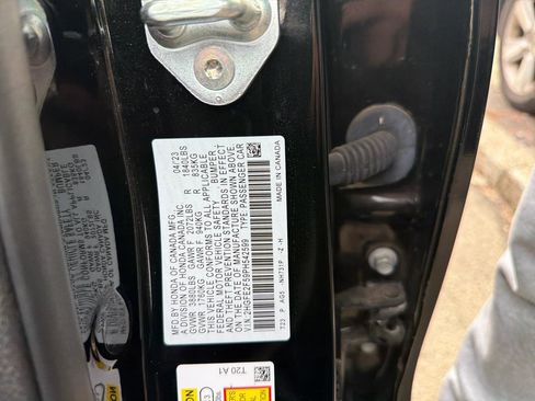 Used 2023 Honda Civic Sport image 29