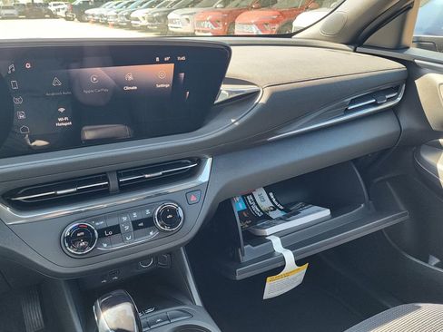 New 2026 Buick Envista Preferred w/ Convenience I Package FWD image 32