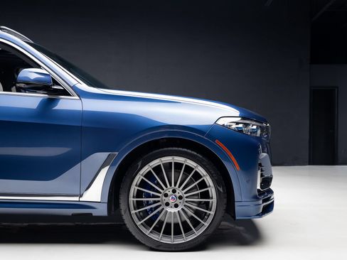Used 2022 BMW ALPINA XB7 AWD/4WD image 40