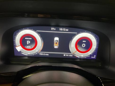 Used 2023 Nissan Pathfinder Platinum AWD/4WD image 22
