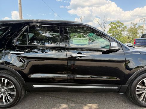 Used 2016 Ford Explorer Platinum AWD/4WD image 46