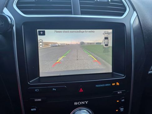 Used 2019 Ford Explorer Sport w/ Equipment Group 401A image 6