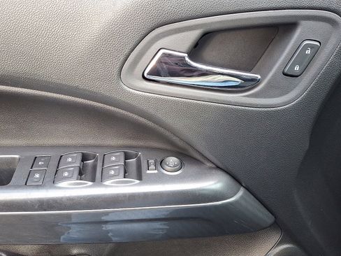 Used 2022 GMC Canyon AT4 image 12