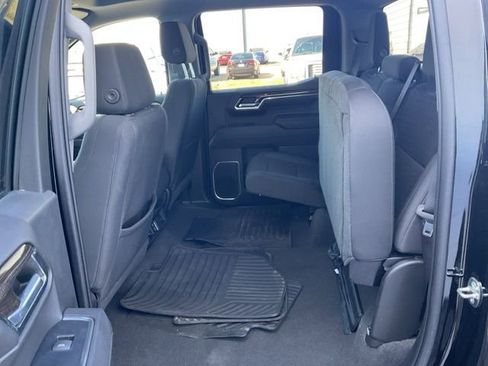 Used 2023 Chevrolet Silverado 1500 LT image 24