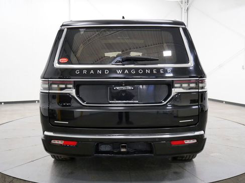 Used 2022 Jeep Grand Wagoneer Series III w/ Rear Seat Video Group 1 AWD/4WD image 6