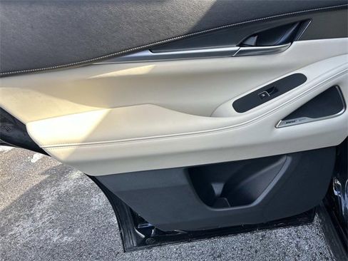 Certified 2025 INFINITI QX60 Luxe image 22