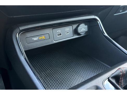 Used 2025 Honda CR-V Sport image 31