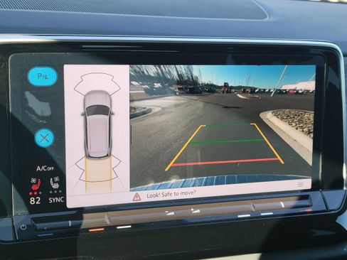 Used 2024 Volkswagen Atlas SEL image 24