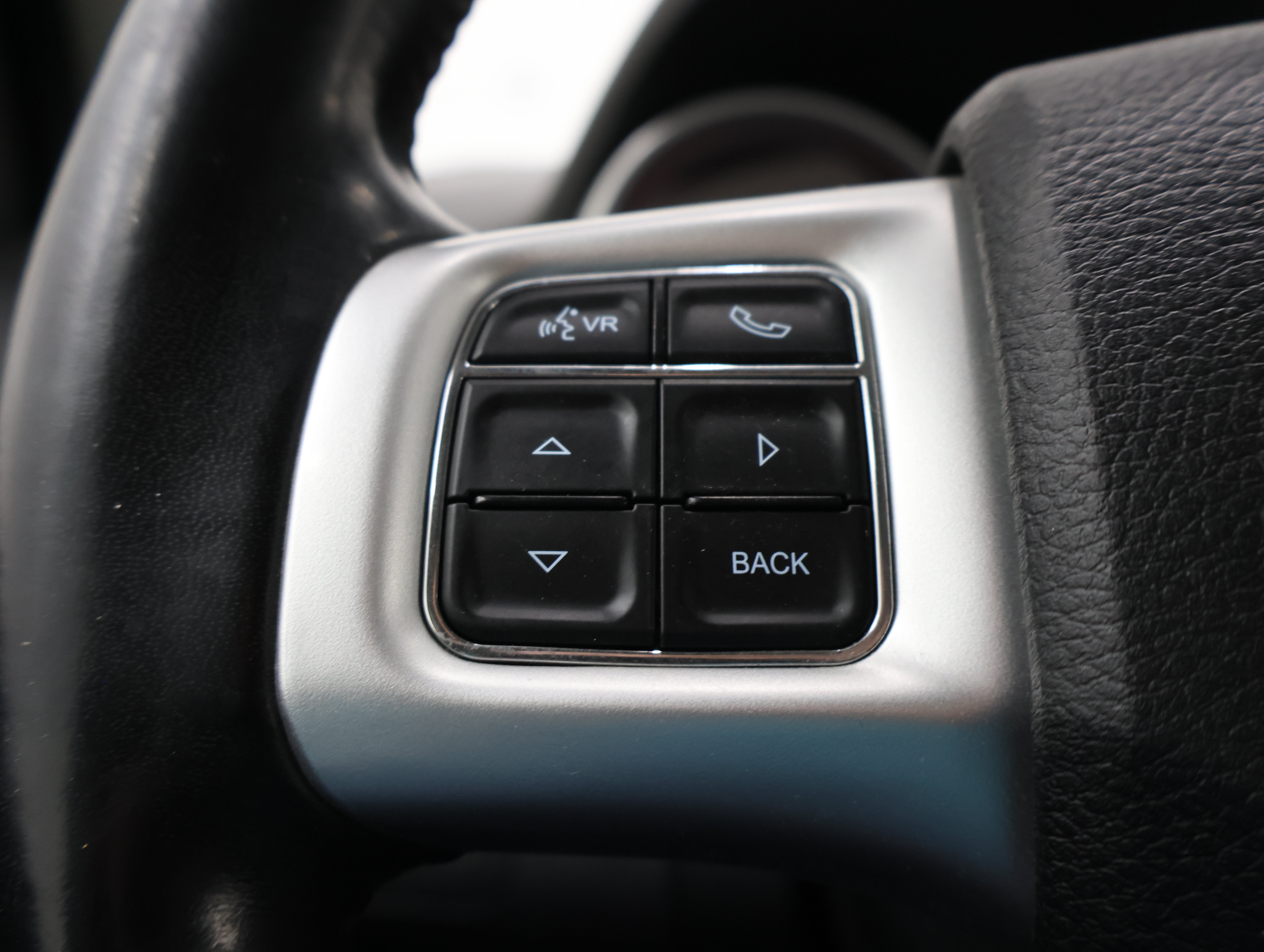 Used 2019 Dodge Journey SE w/ Connectivity Group AWD/4WD image 15