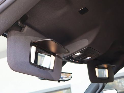 Used 2022 Chevrolet Silverado 2500 High Country image 33