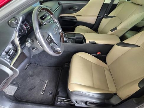 Used 2019 Lexus ES 350 w/ Premium Package FWD image 6