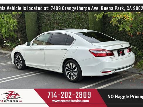 Used 2017 Honda Accord EX-L image 8