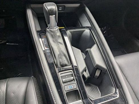 Used 2023 Honda Accord Touring image 11