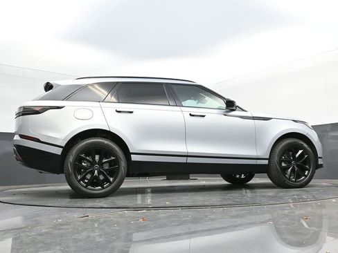New 2025 Land Rover Range Rover Velar Dynamic SE image 32