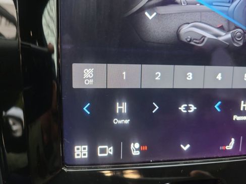 Used 2023 Volvo XC60 B5 Plus w/ Climate Package image 29