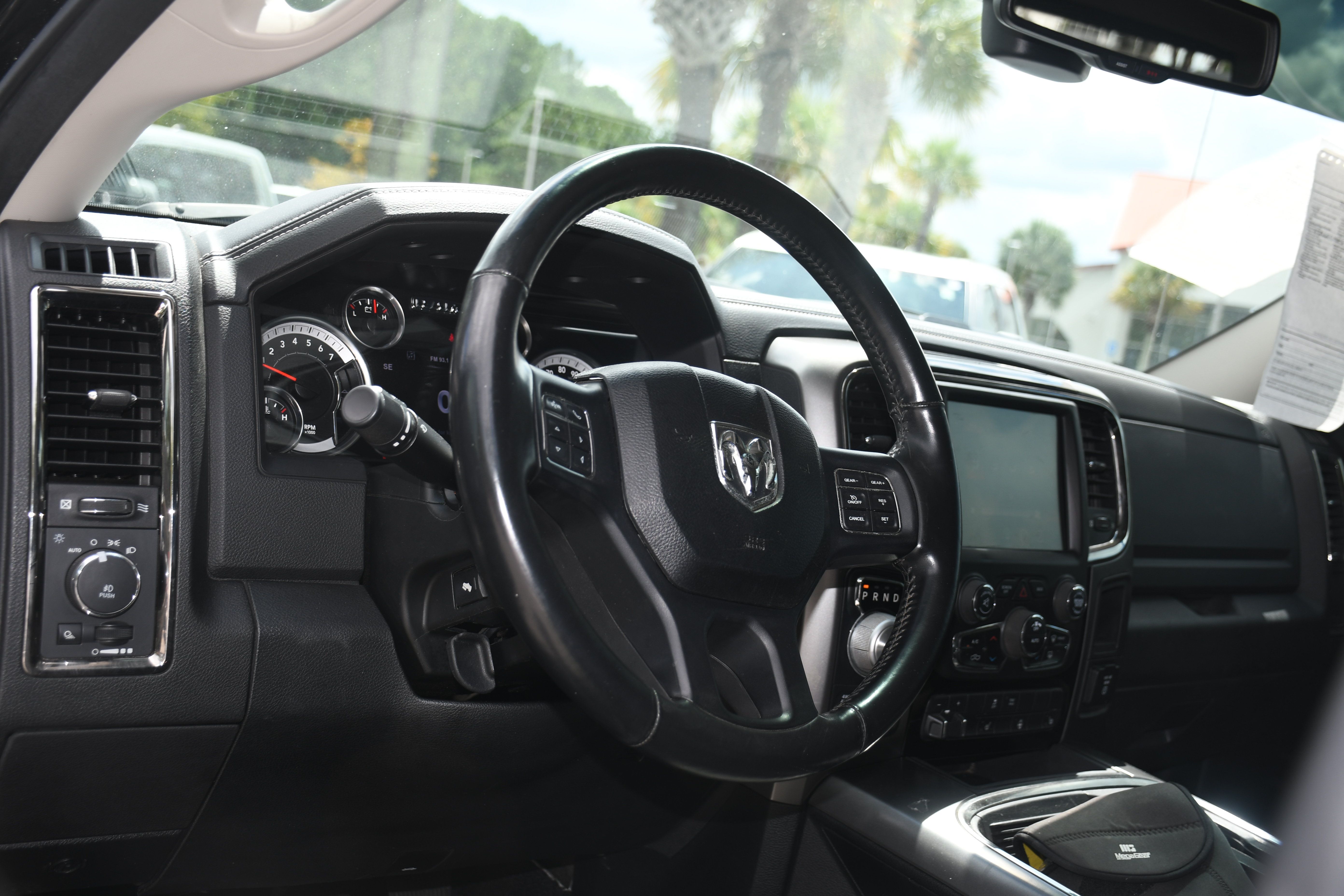 Used 2017 RAM 1500 Sport w/ Convenience Group AWD/4WD image 8