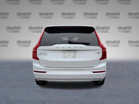 Used 2021 Volvo XC90 T6 Momentum w/ Climate Package image 9