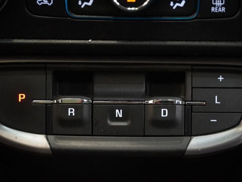 Used 2022 GMC Terrain AT4 w/ Infotainment Package II AWD/4WD image 24