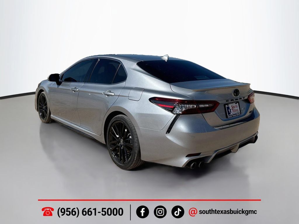 Used 2024 Toyota Camry XSE FWD image 6