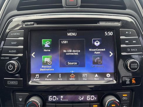 Used 2016 Nissan Maxima 3.5 SL FWD image 12