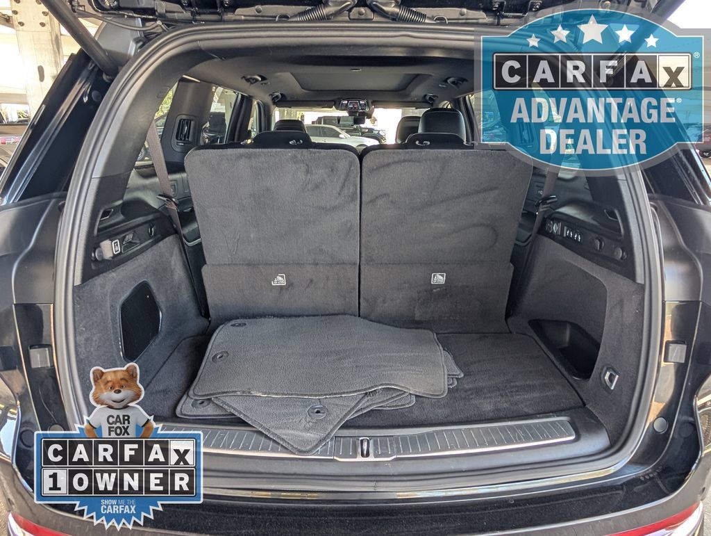 Used 2023 Jeep Grand Cherokee L Overland w/ Luxury Tech Group IV AWD/4WD image 26