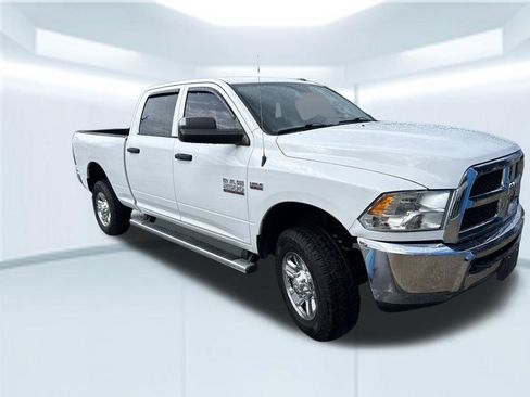 Used 2018 RAM 2500 Tradesman w/ Chrome Appearance Group AWD/4WD image 6