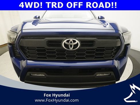 Used 2024 Toyota Tacoma TRD Off-Road image 21