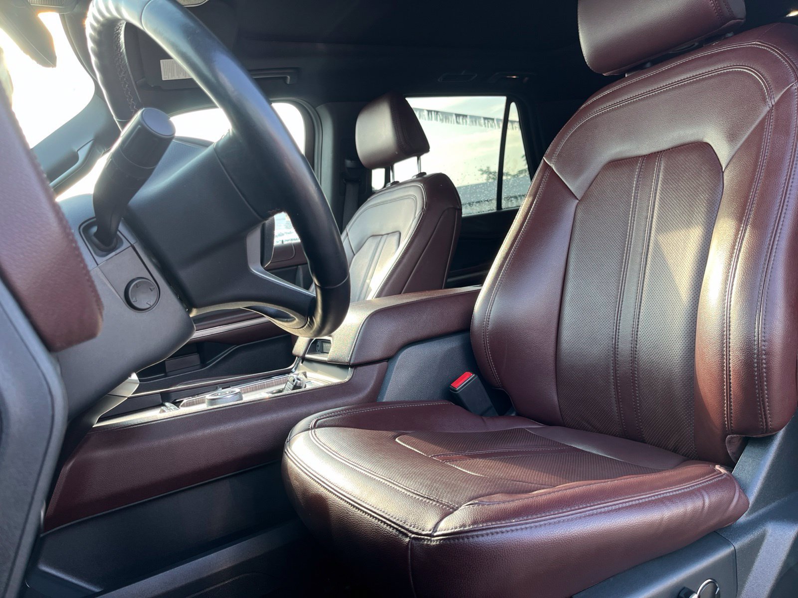 Used 2024 Ford Expedition Max Limited RWD image 8
