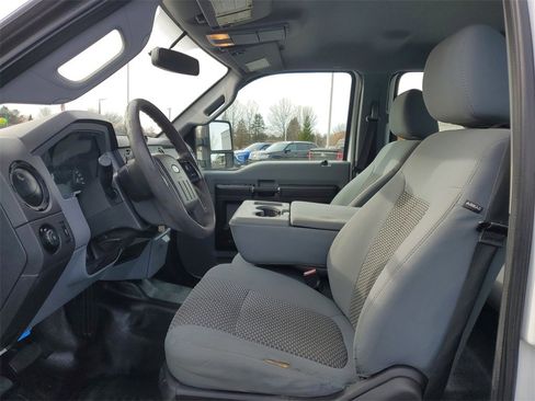 Used 2016 Ford F350 XL w/ Power Equipment Group image 6