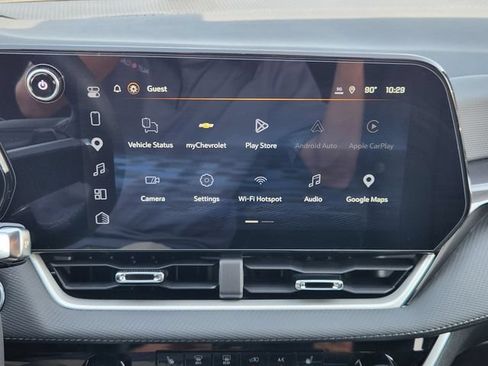 New 2026 Chevrolet Equinox LT w/ Safety and Technology Package FWD image 12
