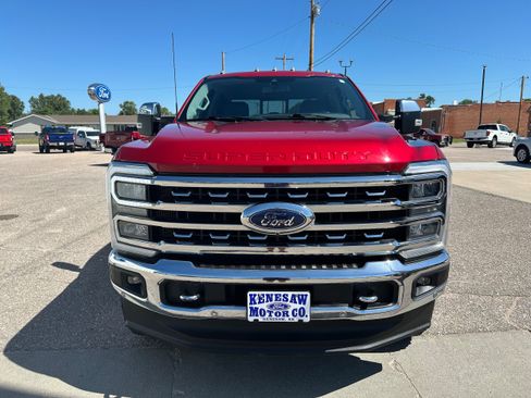 Used 2023 Ford F350 Lariat w/ Lariat Ultimate Package AWD/4WD image 2