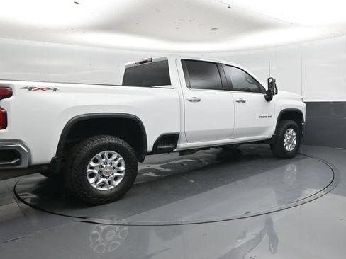 Used 2023 Chevrolet Silverado 2500 LTZ AWD/4WD image 21