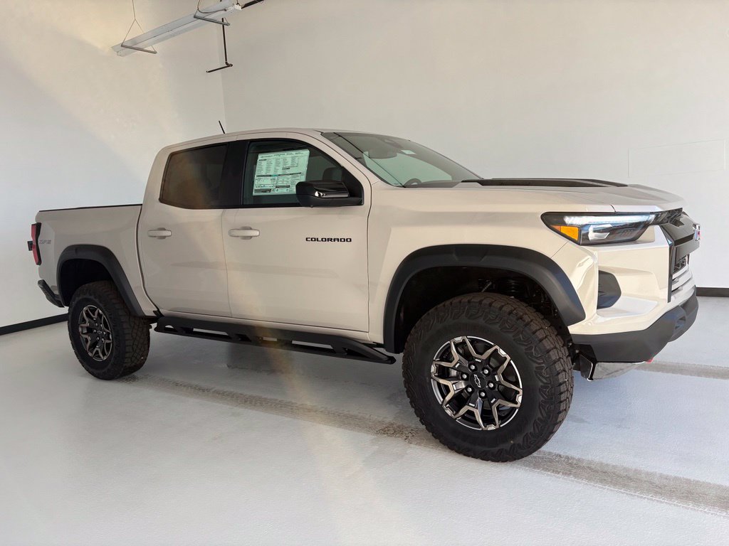 New 2026 Chevrolet Colorado ZR2 w/ Technology Package AWD/4WD image 1