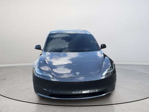Used 2025 Tesla Model 3 Long Range AWD/4WD image 3