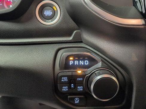 New 2026 RAM 1500 4x4 Crew Cab image 22